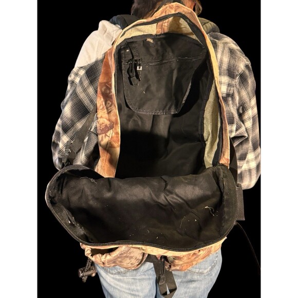 ROCKY GEAR REALTREE CAMO BACKPACK CAMPING HIKING Hunting BACKPACK WITH TERMO - Picture 5 of 9
